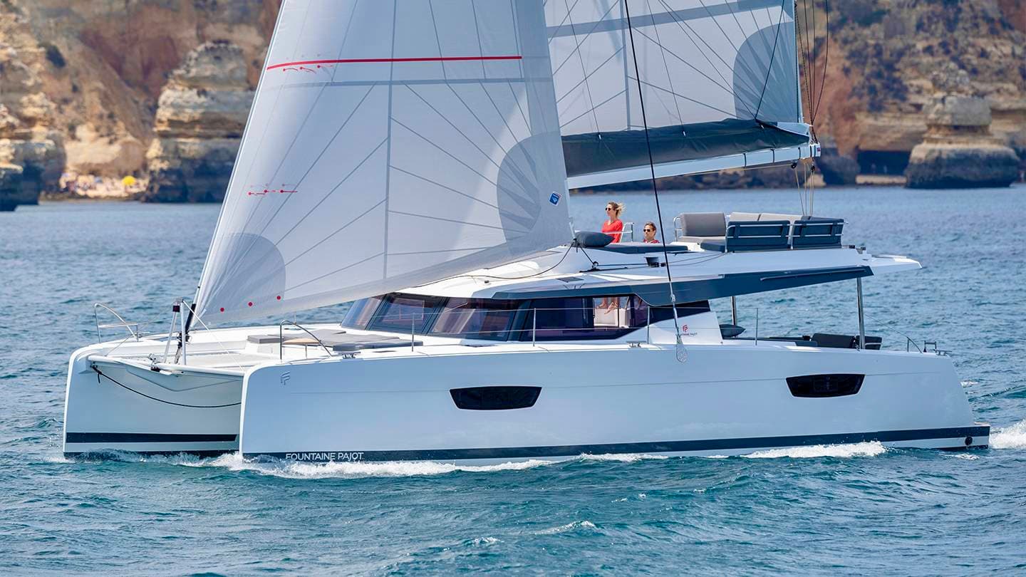 Sail towards infinity